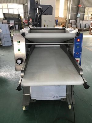Épaisseur ajustée par machine réglée électrique de Sheeter de la pâte 4KW